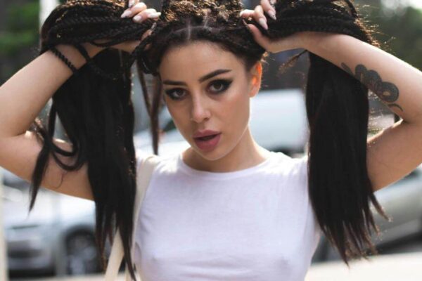 X הוא נושא שתמיד היה בחזית העניין האנושי, ועם עליית האינטרנט, הוא הפך לנגיש עוד יותר. אזור מסוים באינטרנט שראה עלייה בהתעניינות הקשורה למין הוא בלוגים של סקס. בלוגים אלה מכסים כל דבר, החל מחוויות אישיות, חינוך מיני ודיונים על מיניות ומערכות יחסים. בעוד בלוגי סקס עשויים להיראות כמו פינת נישה של האינטרנט, הם הפכו לכלי רב עוצמה לקידום עמדות סקס חיוביות ולשפוך אור על נושאים חשובים בתחום המיניות. X הוא נושא שתמיד היה בחזית העניין האנושי, ועם עליית האינטרנט, הוא הפך לנגיש עוד יותר. אזור מסוים באינטרנט שראה עלייה בהתעניינות הקשורה למין הוא בלוגים של סקס. בלוגים אלה מכסים כל דבר, החל מחוויות אישיות, חינוך מיני ודיונים על מיניות ומערכות יחסים. בעוד בלוגי סקס עשויים להיראות כמו פינת נישה של האינטרנט, הם הפכו לכלי רב עוצמה לקידום עמדות סקס חיוביות ולשפוך אור על נושאים חשובים בתחום המיניות.