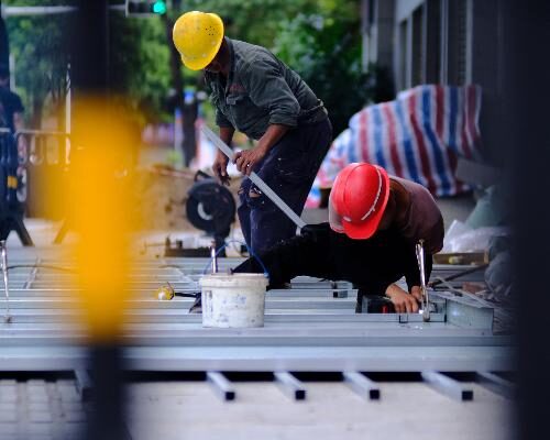 "ברוכים הבאים לתל אביב התוססת, עיר החוף האופנתית של ישראל" "ברוכים הבאים לתל אביב התוססת, עיר החוף האופנתית של ישראל"