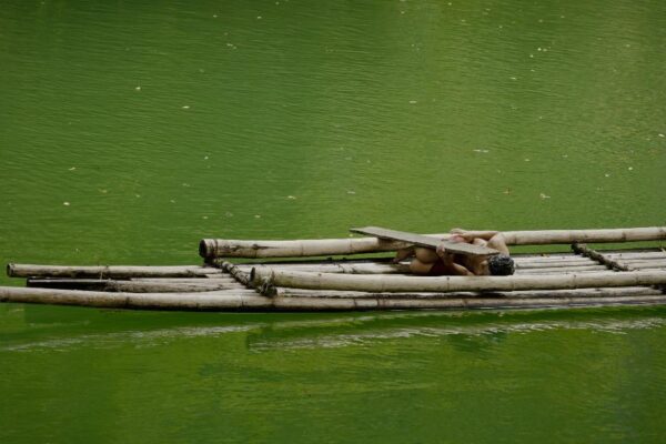 נערות ליווי: מוציאים את 'העסק' מ'נסיעת עסקים' נערות ליווי: מוציאים את 'העסק' מ'נסיעת עסקים'
